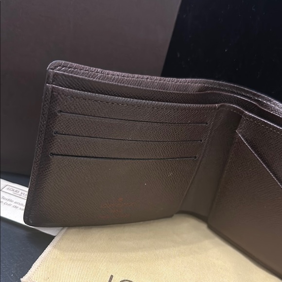 Louis Vuitton Damier Ebene Florin Wallet - Picture 4 of 11